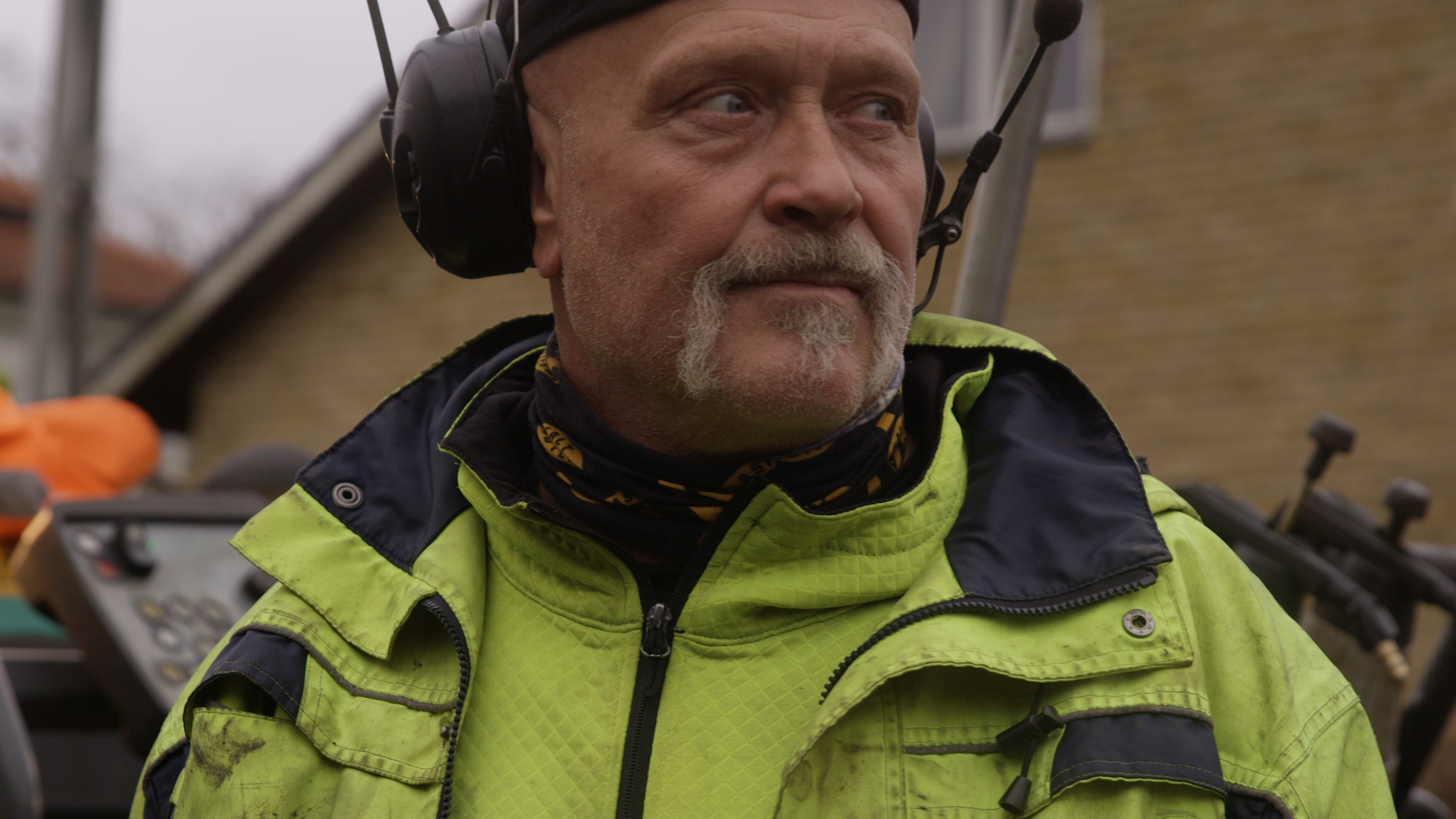 Asfaltera uppfart i Stenungsund, Tjörn och Orust