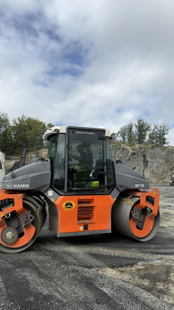 Vält från Asfalt i Göteborg vid asfaltering av industriyta